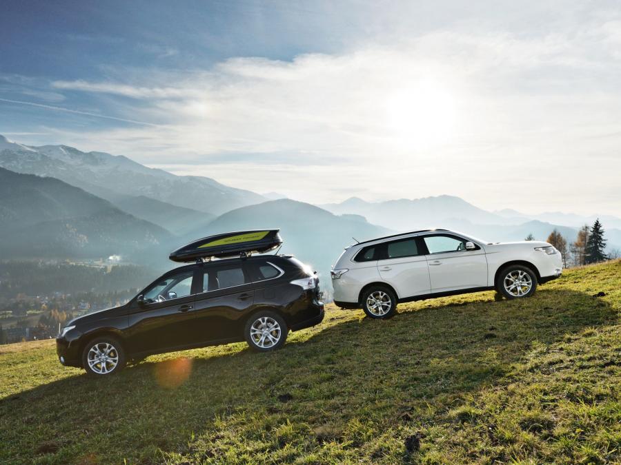  Mitsubishi Outlander Fisher 2014 года  (фото 10 из 19)